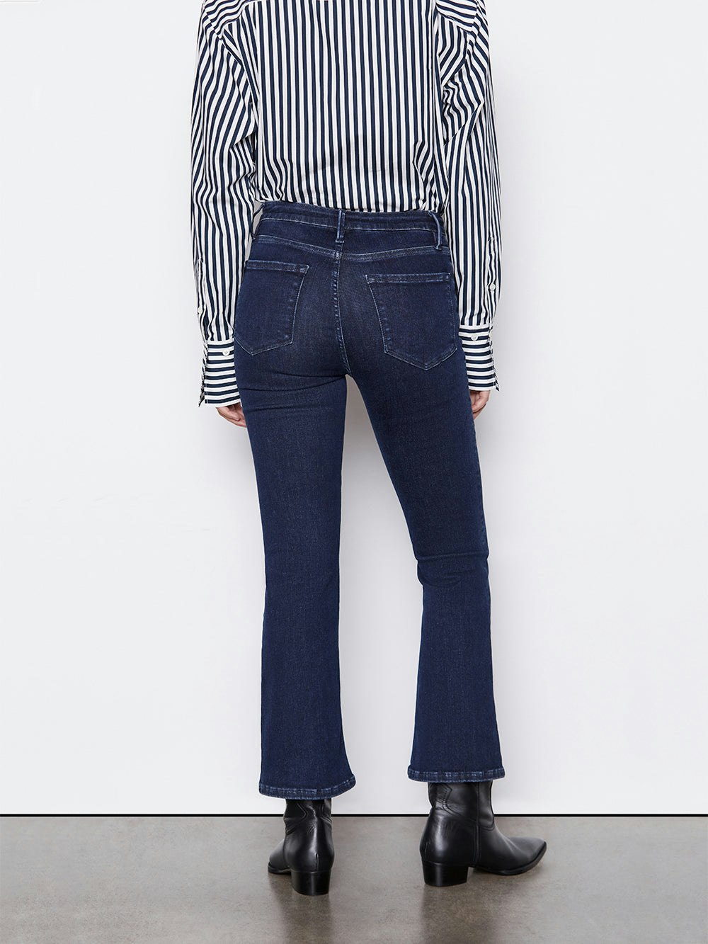 jeans back view alt:fit2
